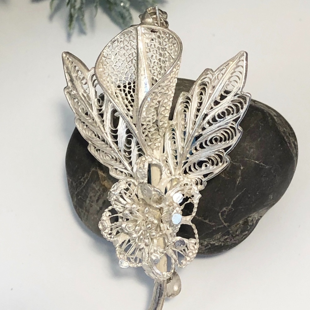 Vintage Sterling Silver Cala Lily Brooch - Picture 5 of 6